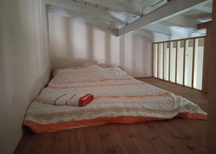 Smaragda\'S Apartment